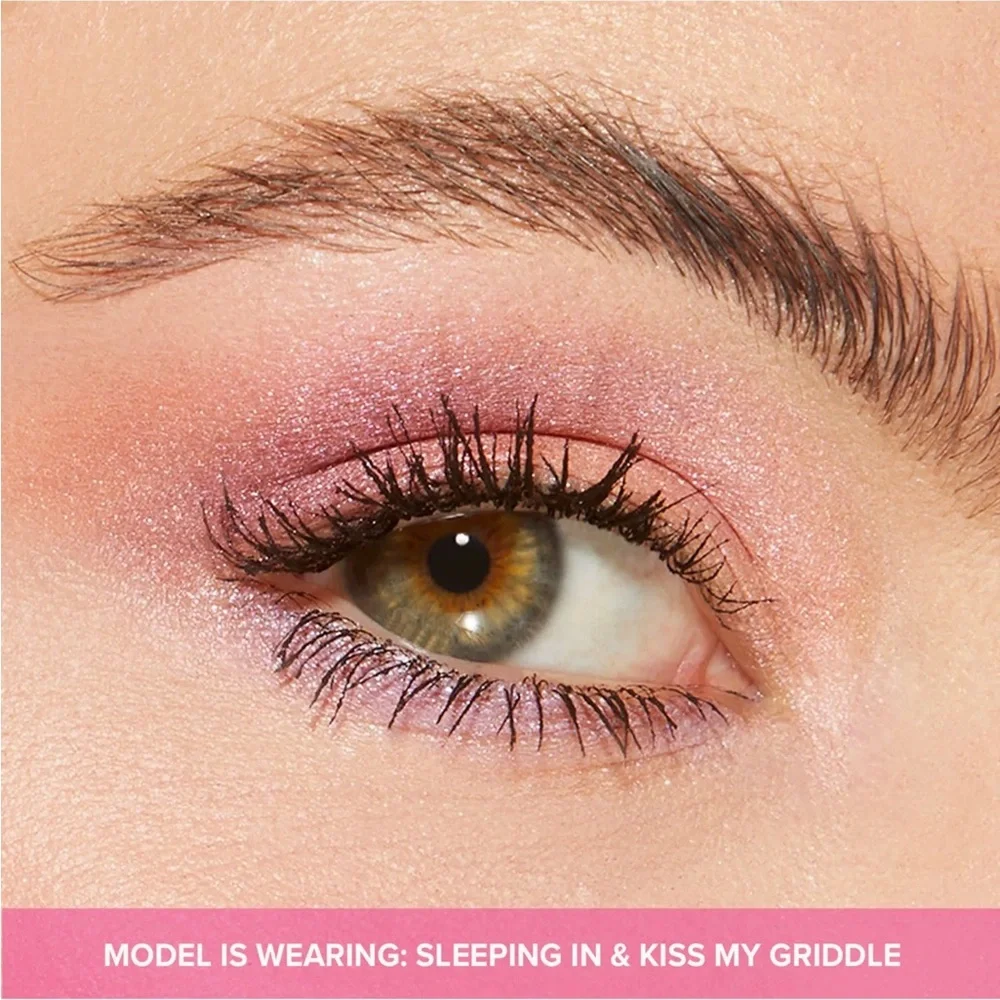 Too Faced Maple Syrup Pancakes Eyeshadow Palette - LIMITED EDITION